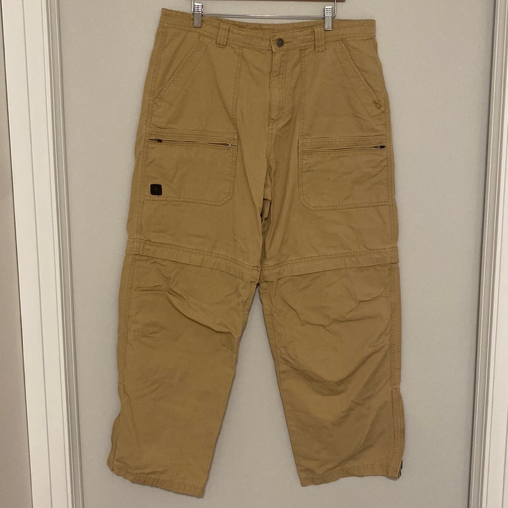 Eastern Mountain Sports Men’s cargo pants/shorts
